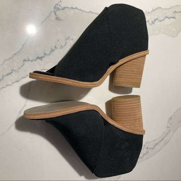 JEFFREY CAMPBELL Sz 8.5 Ibiza Cross Wrap Top Cap Peep Toe Stacked Heels  Booties - Picture 3 of 9